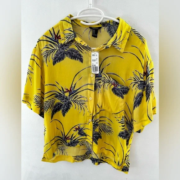 Cropped Hawaiian Button Down Shirt Yellow Women’s Plant Print NWT Medium - Picture 4 of 11